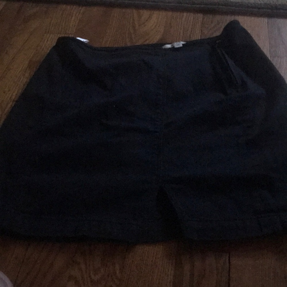Black skirt with front slit